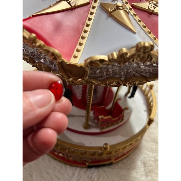Musical Carousel With Horses & Sleigh - Picture 2 of 8